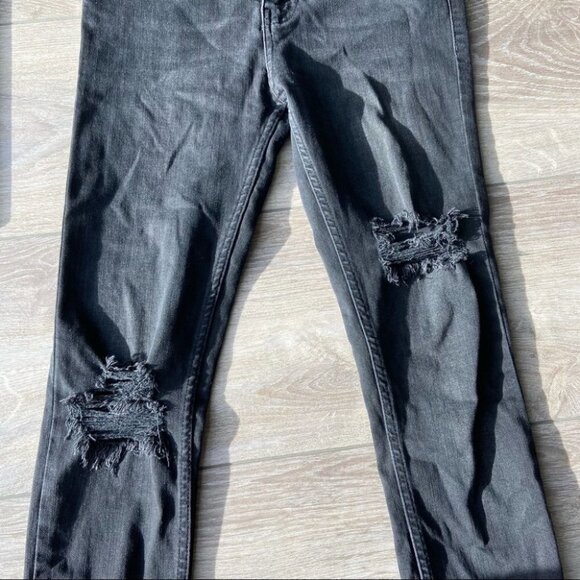 Free People Ripped  Skinny Black Washed Jeans - Picture 4 of 13